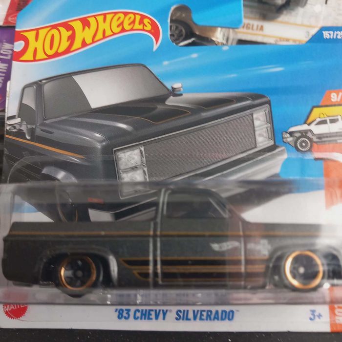 Hotwheels NOVOS 4x4 e trucks Chevy e Dodge com 20% de desconto