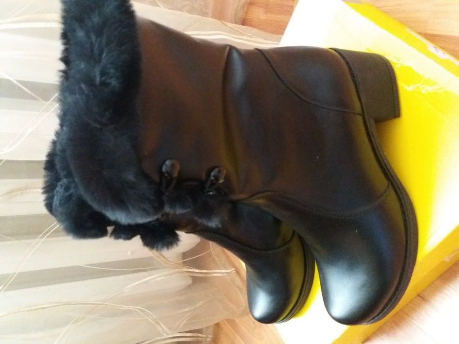 Сапоги (чоботи) зимові шкіряні нові