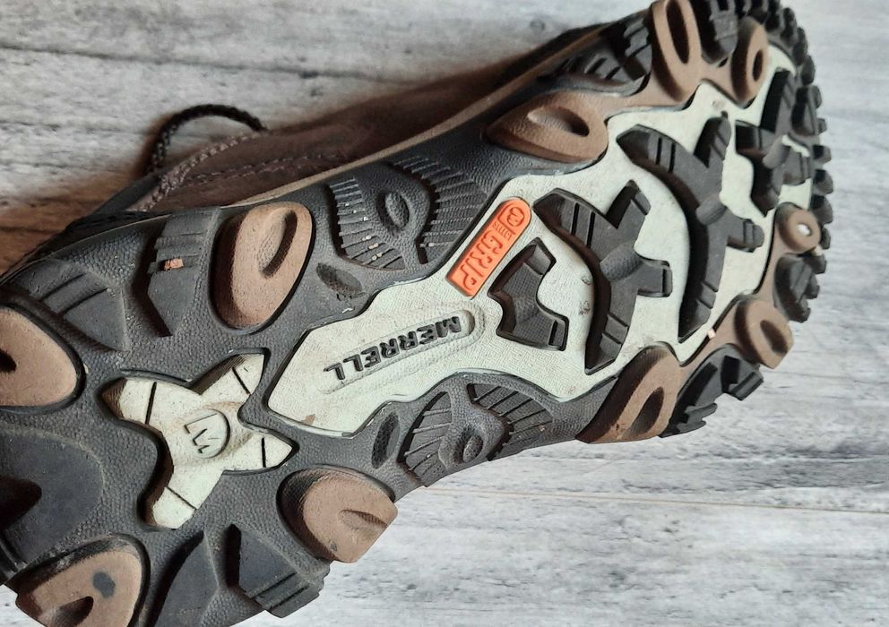 Sapatilhas Impermeáveis Merrel modelo Mineral