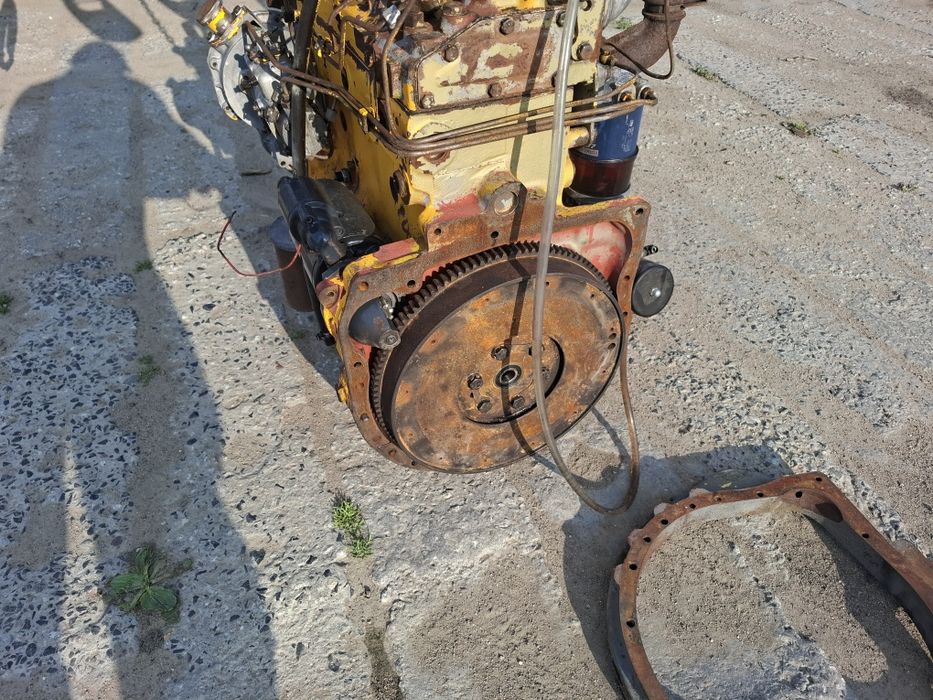 Silnik perkins 4cyl mf ursus landini jcb cat pompa wspomagania pokrywa