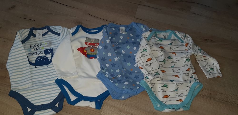 Zestaw body firmy C&A