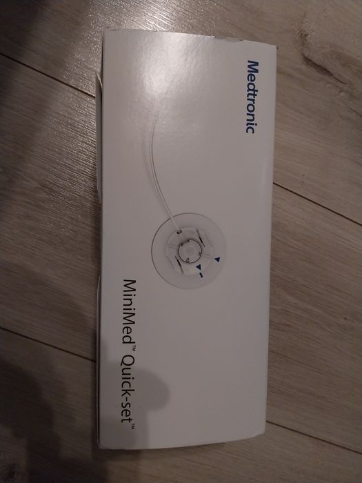 10x wkłucia Medtronic MiniMed Quick-Set 6mm/46cm