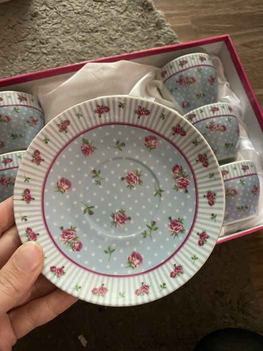 Набір посуду для чаю