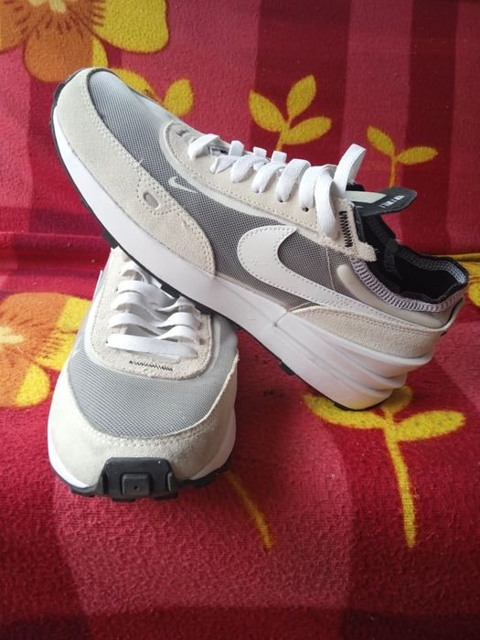 Мужские кожаные летние кроссовки.