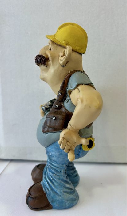 Estatueta Caricatura Operário da Construção / Pedreiro - Les Alpes