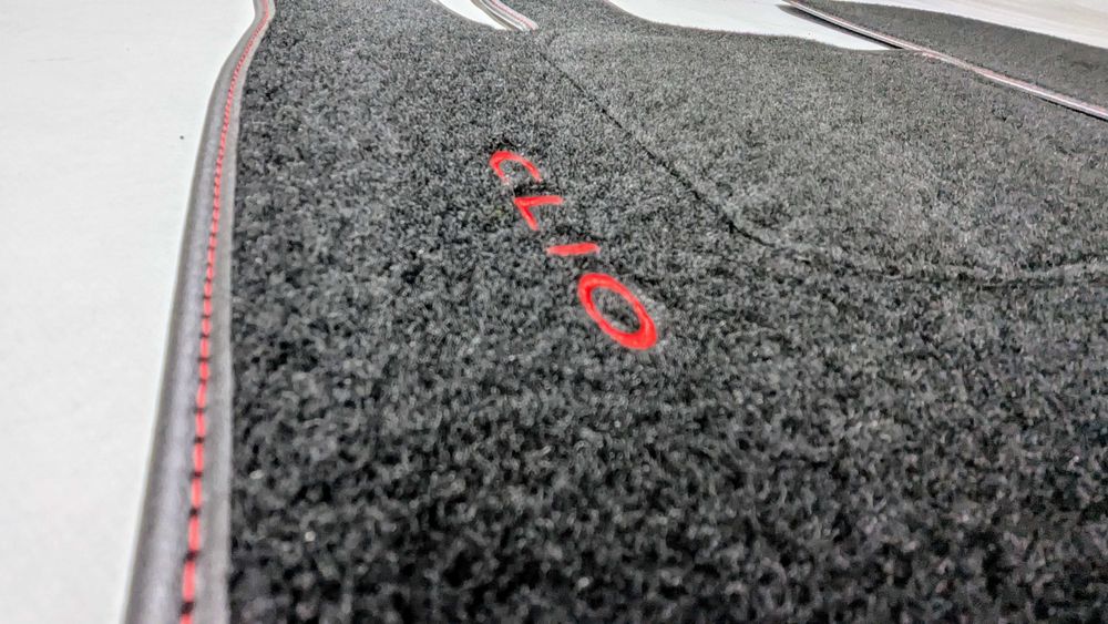 Tapetes para Renault Clio IV