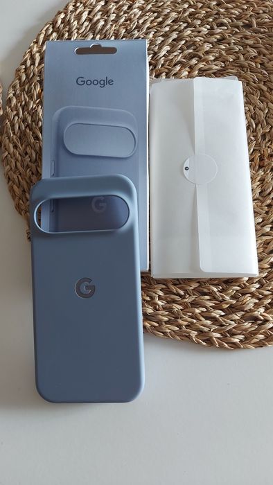 Google Pixel 10 Pro novo, com oferta de capa original no valor de 50€