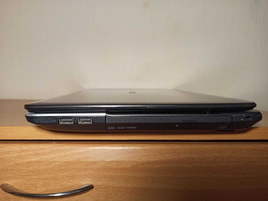 Ноутбук Acer Aspire E1-531G, I5-3340m, 8Gb, GeForce GT 620M, HDD 500Gb