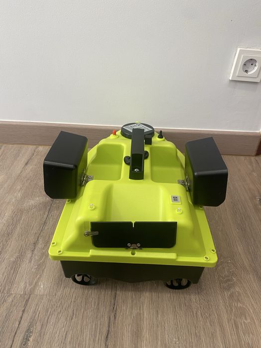 Barco novo para engodo/anzol com GPS