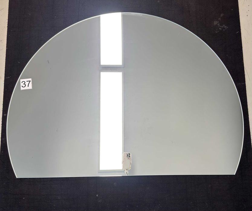 Lustro float 4mm[wymiar 1100 X 800] – niższa cena, drobna wada