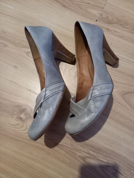 Sprzedam buty damskie