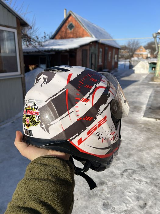 Шолом LS2 розмір М