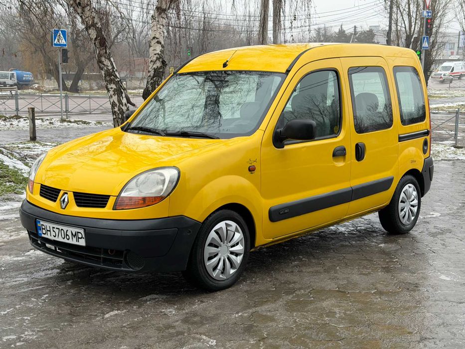 Renault Kangoo 2003 рік, 1.5 дизель,к9к механіка (пасажир)