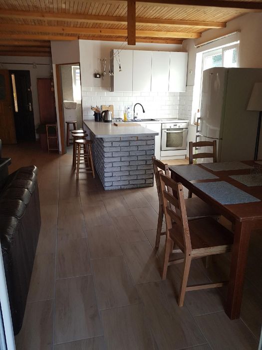 Dom nad jeziorem Isąg - pomost, łódka, kominek. Mazury | 6 osób