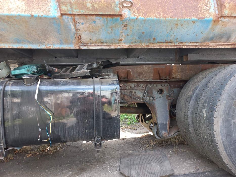 Продам Scania 2001