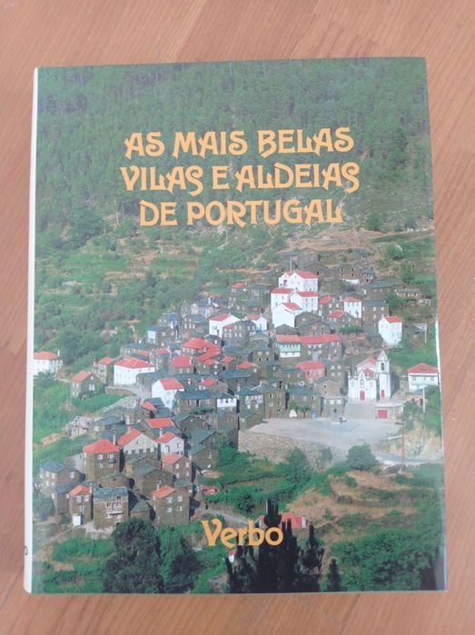 Livro " As mais belas aldeias de Portugal"