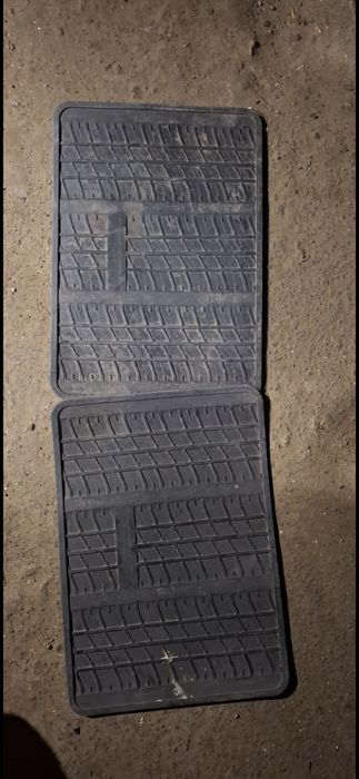 Коврики в авто по 50грн.