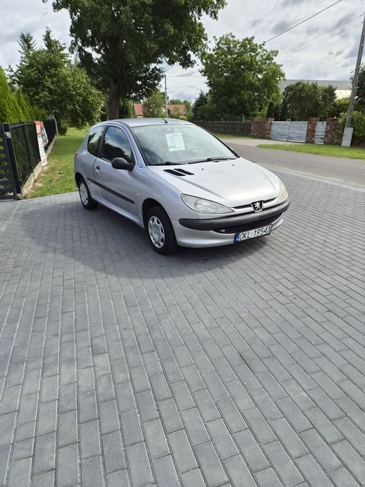Peugeot 206 benzyna 180 tyś przebiegu