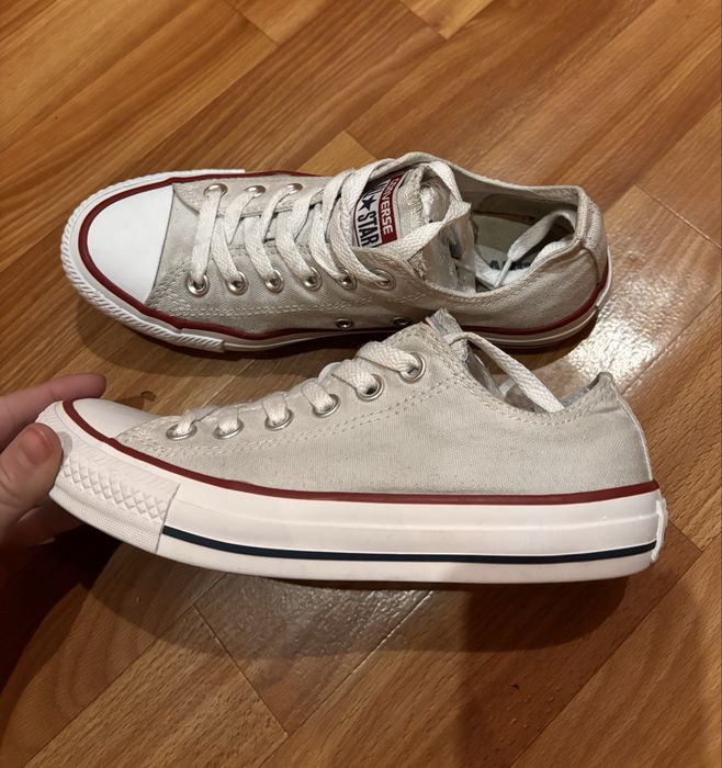 Білі конверси розмір 37 converse