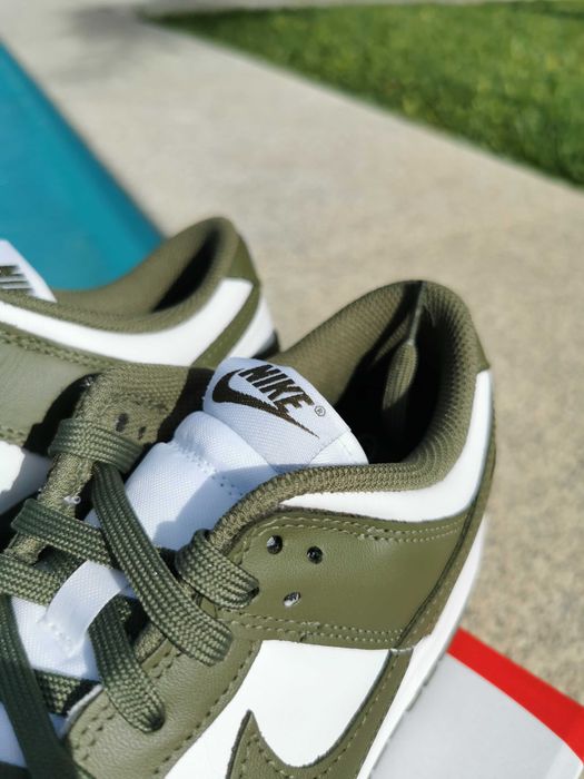 Nike Dunk Low Olive Medium