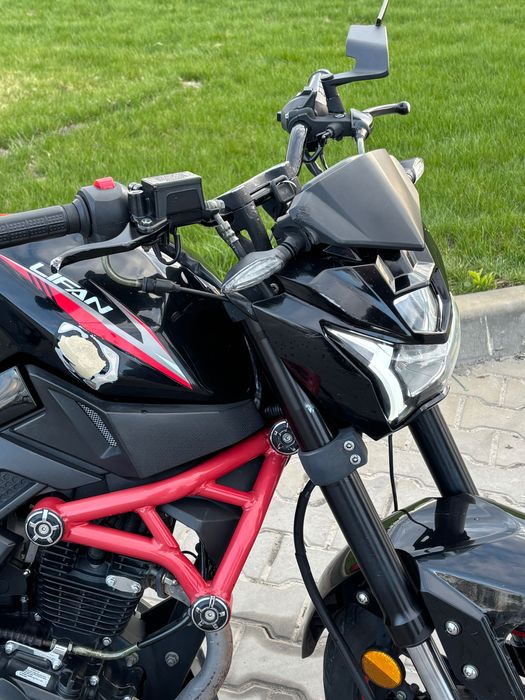 Мотоцикл lifan sr200