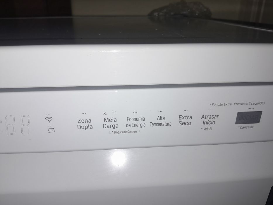 Maquina lavar loica LG  nova topo de gama 220€