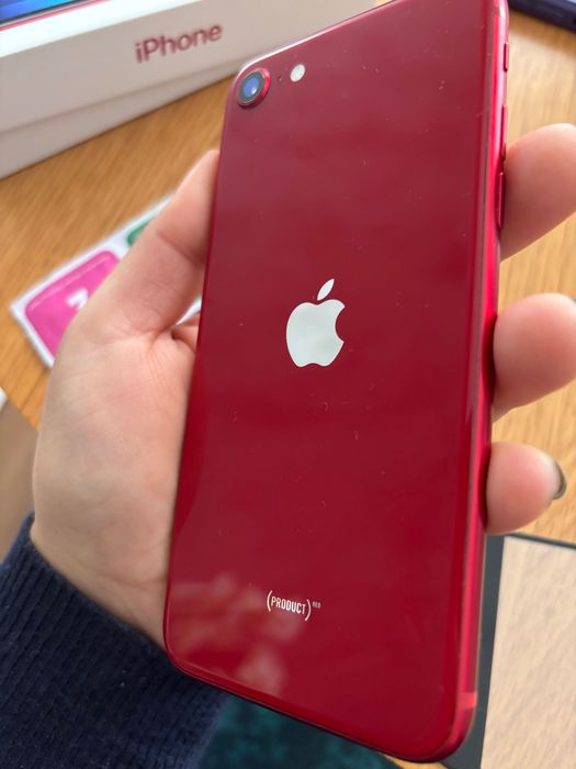 iPhone SE2022 64gb red