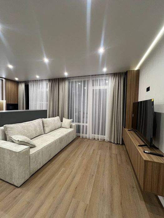 Продається 2 кім квартира в  ЖК Паркова Алея