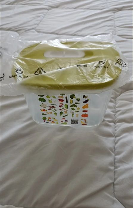 Caixa de conservação Tupperware.