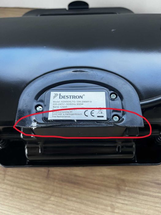 Opiekacz Bestron ASM90XLTG srebrny/szary 900 W