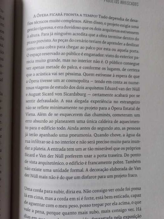 Projetos Arriscados - Charlotte Van Den Broeck
