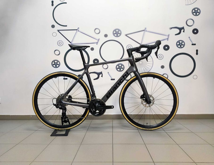 Rower Bianchi Infinito 105 12SP 2025