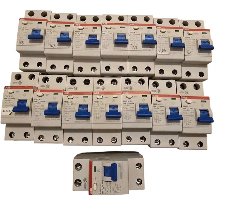 Zestaw wylacznikow  różnicowoprądowy ABB 230 V IP20 25 A