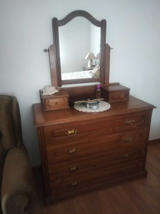 mobília quarto e mesa