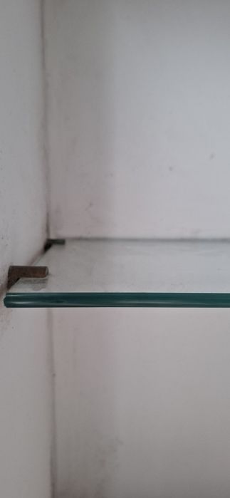 Prateleiras de vidro