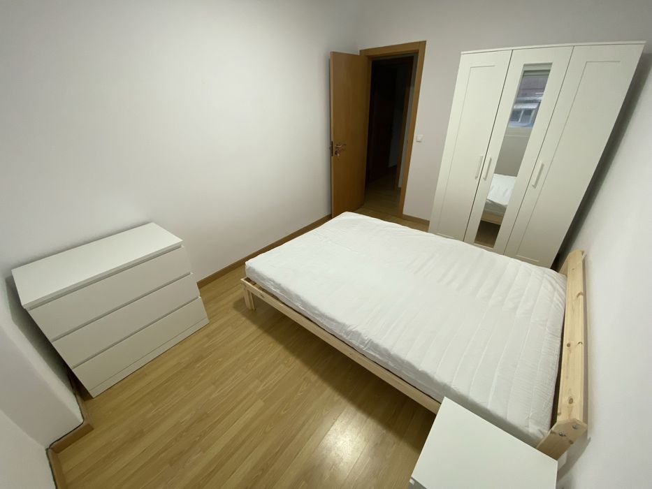 Aluga-se quarto cacem 3 disponiveis (1 pessoa por quarto)