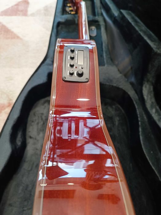 Ortiz Clássica Slim Body Amplificada