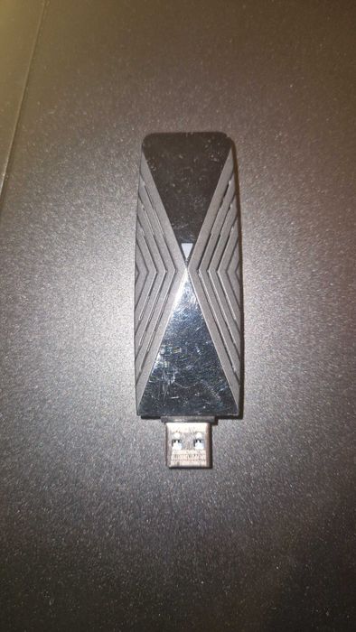 Adaptador Wi-Fi USB 3.0 (stick sem fios)