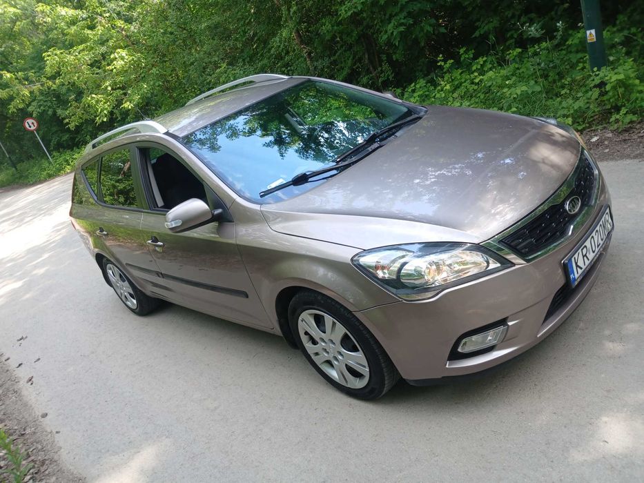 Kia cee'd 1.6Crdi Polski salon