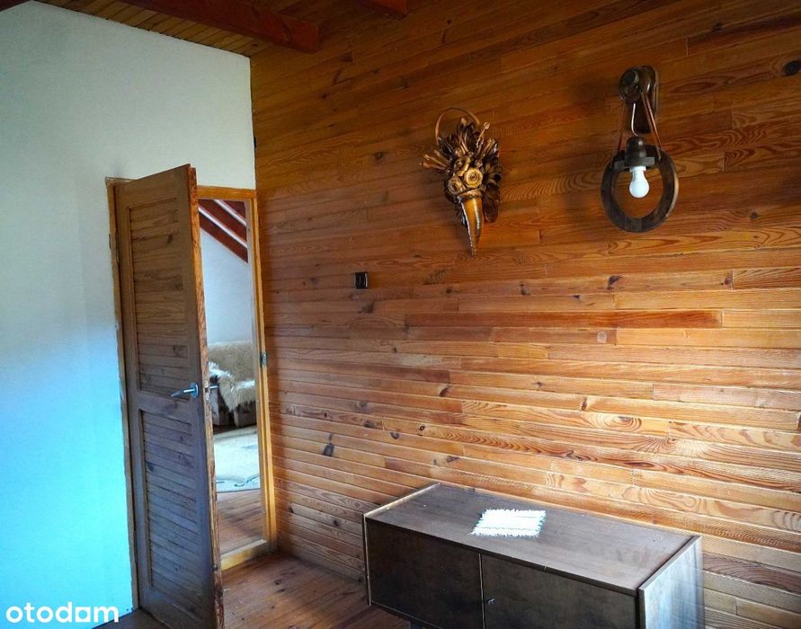 Bieszczady. Dom jednorodzinny z kominkiem, blisko lasu