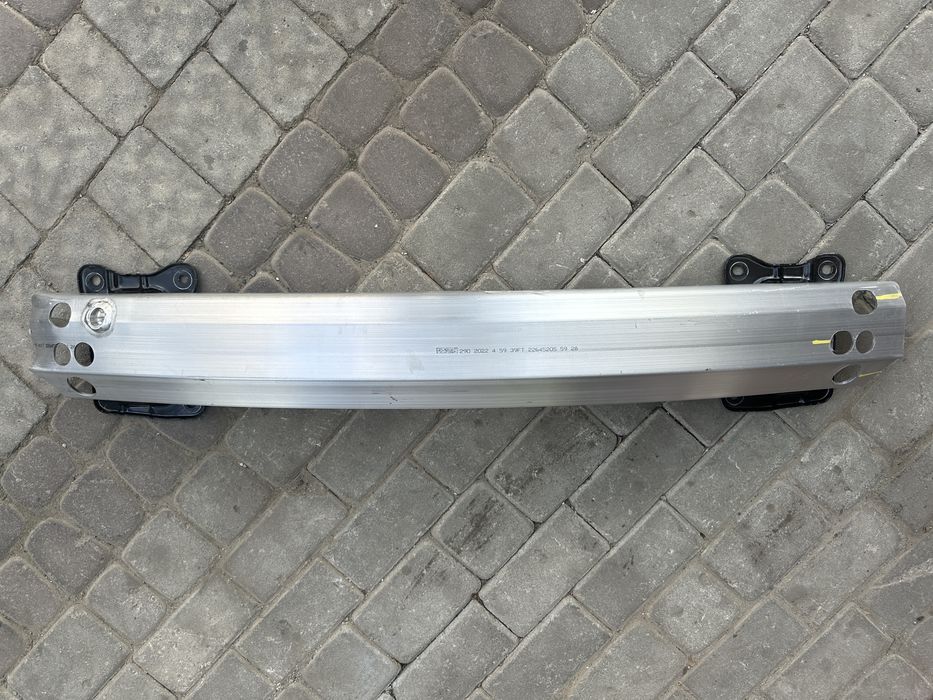 Підсилювач бампера Tesla Model Y • оригінал