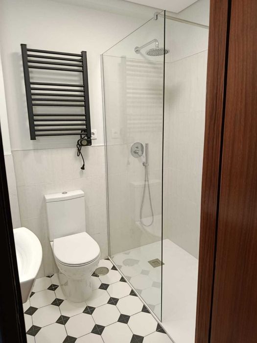 Apartamento T1+1 renovado em zona central (Rua 25 de Abril)