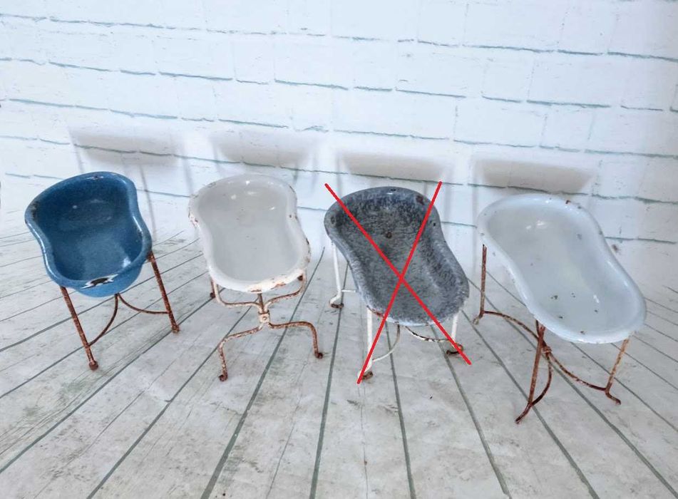 Bidé ferro esmaltado português com estrutura em ferro forjado