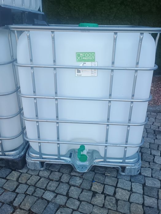 Mauzer  zbiornik 1000L na wodę