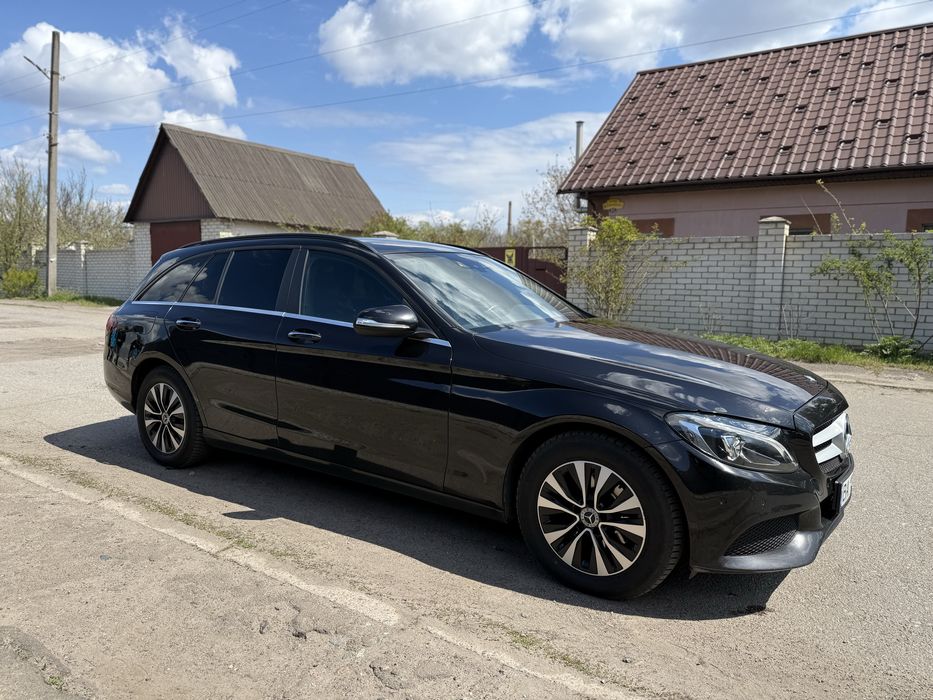 Mercedes-benz C220D (205 кузов)