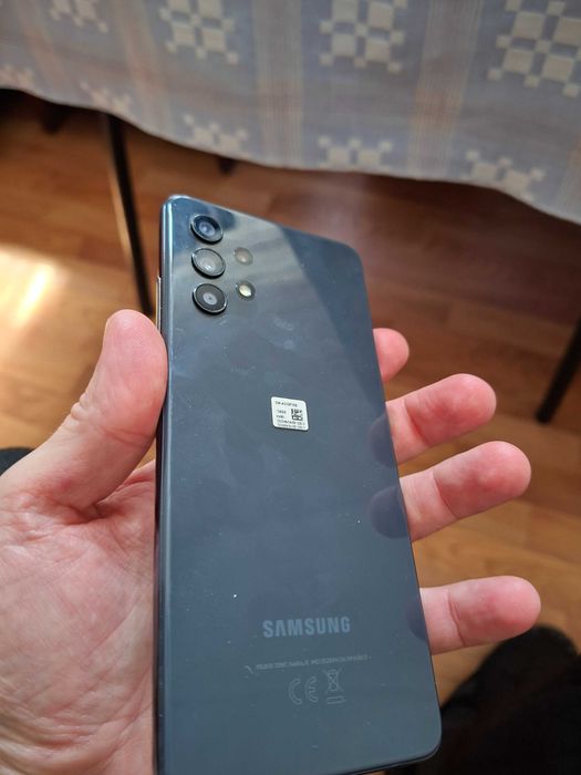 Смартфон Samsung Galaxy A32 (не робочий)