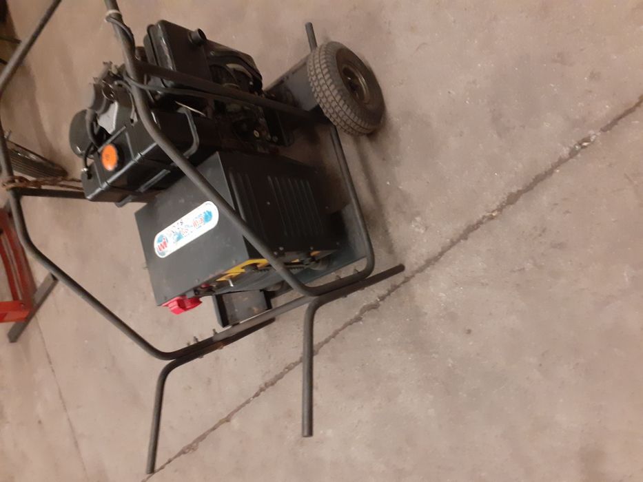 Gerador Moto soldador a diesel com motor lombardim N.028 + i.v.a.