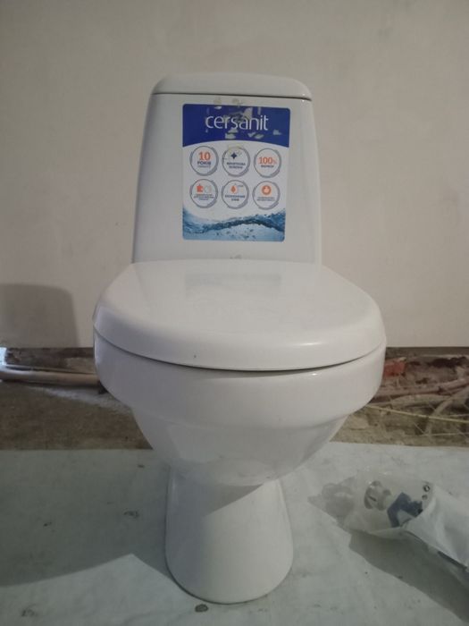 Продам унитаз новый cersanit
