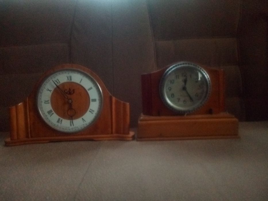 Настольные механические часы ссср