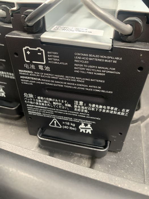 Módulo de Baterias UPS APC 0M-816336C-700